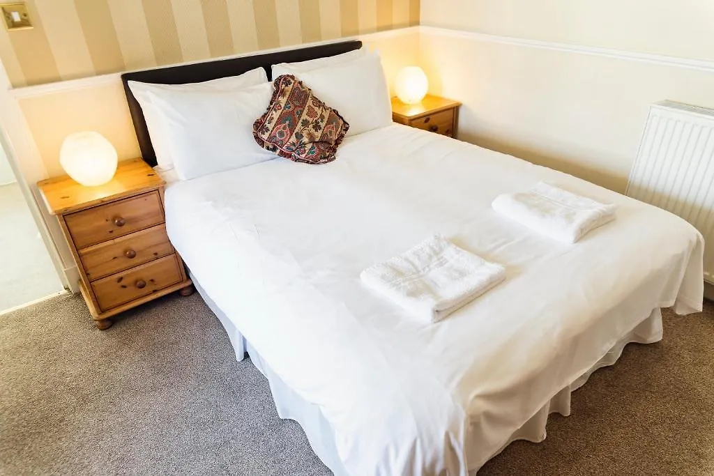 Elder York Guest House Эдинбург 3*,